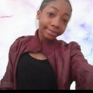 Meet your Posher, Jatavia